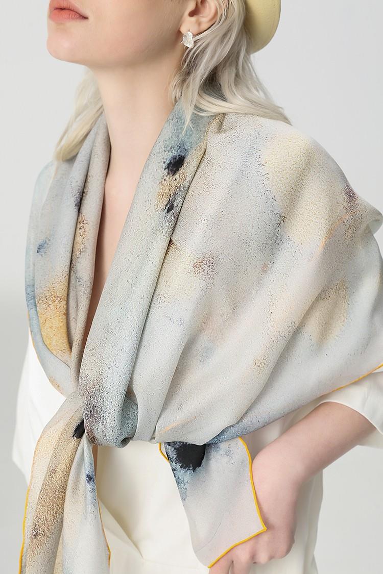 Foulards en soie pour femmes roulés à la main-3 Ladies Silk Scarves Hand Rolled-3