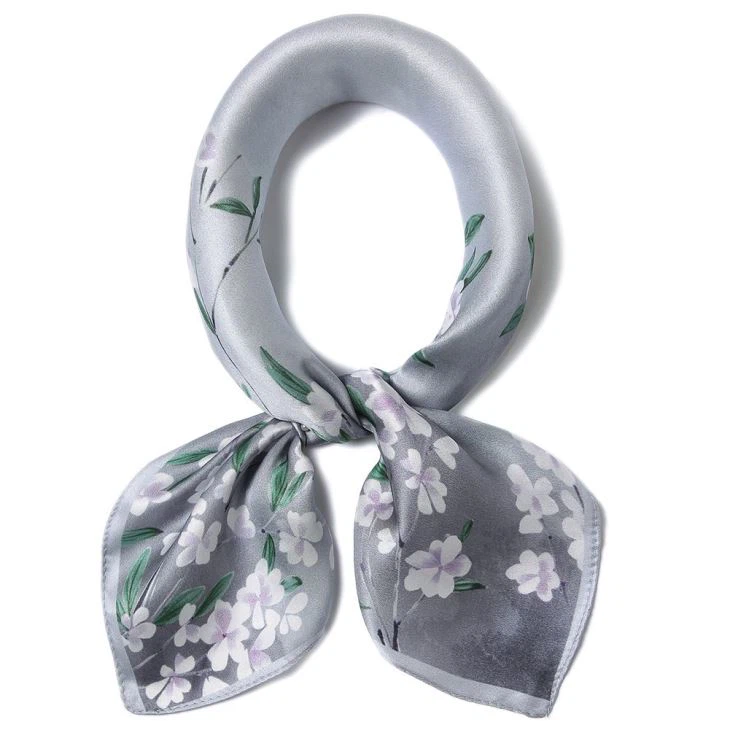 Foulards carrés de mode pour les femmes