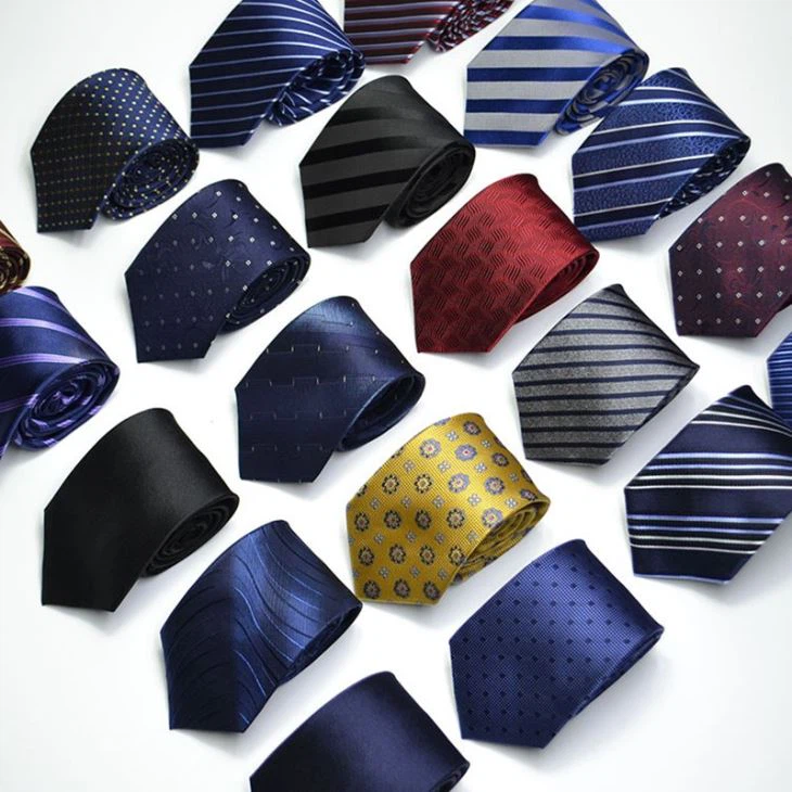 Cravate en soie Ascot Jacquard